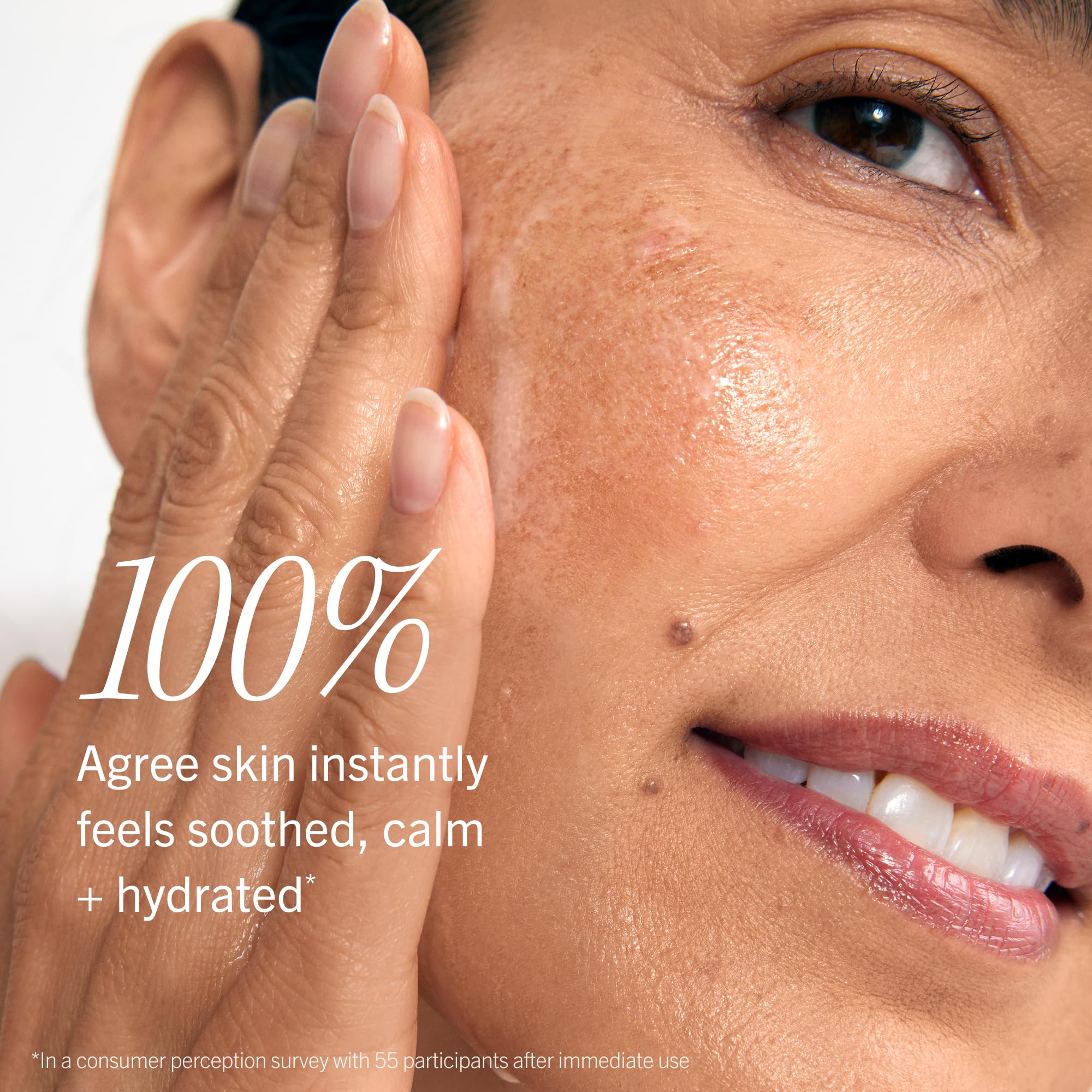 First Aid Beauty Ultra Repair Hydrating Oat Milk Essence 4 5 - First Aid Beauty Official Imagery - 7