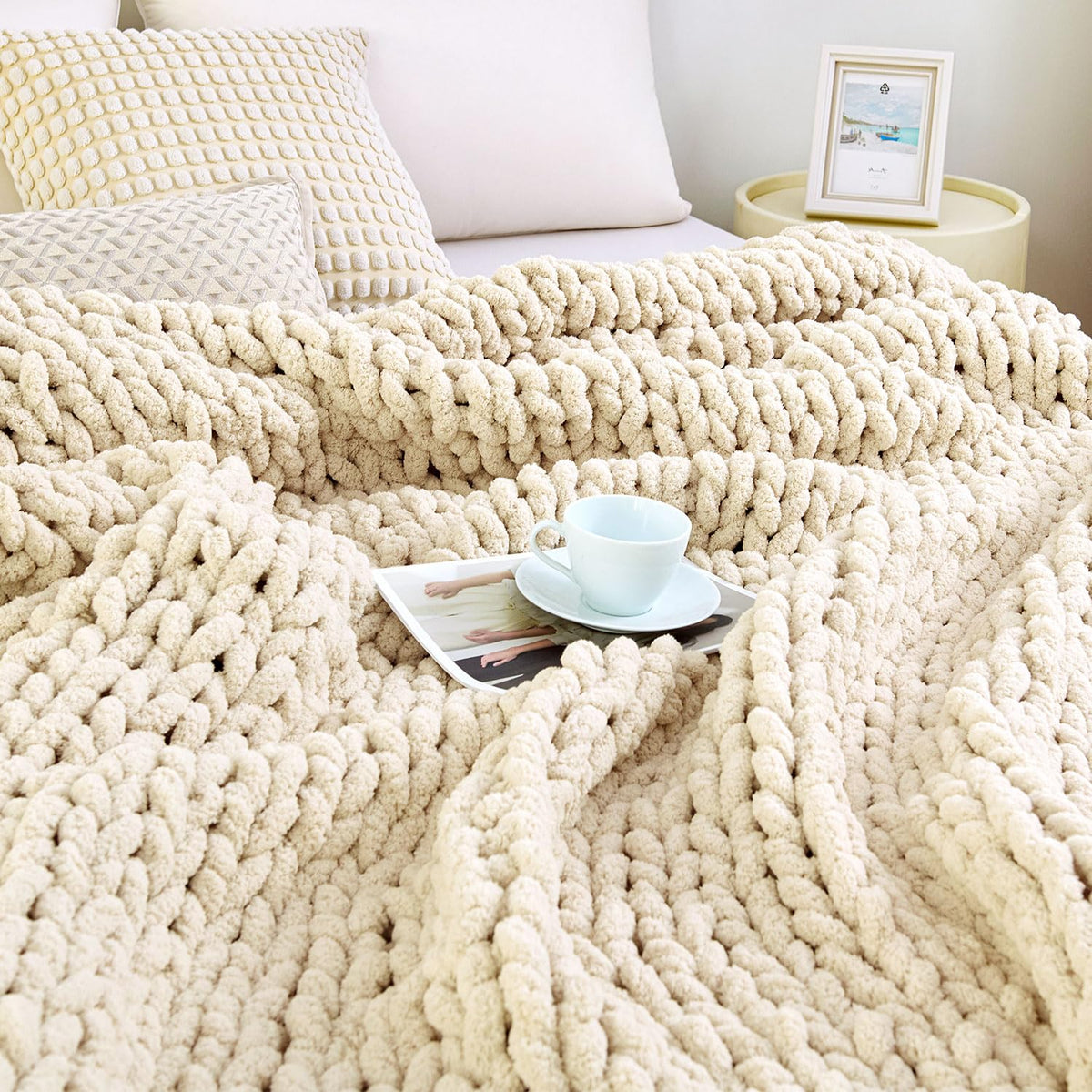 Chunky Knit Blanket Throw for Couch 51 x63 Chunky Yarn - Admitrack Official Imagery - 7