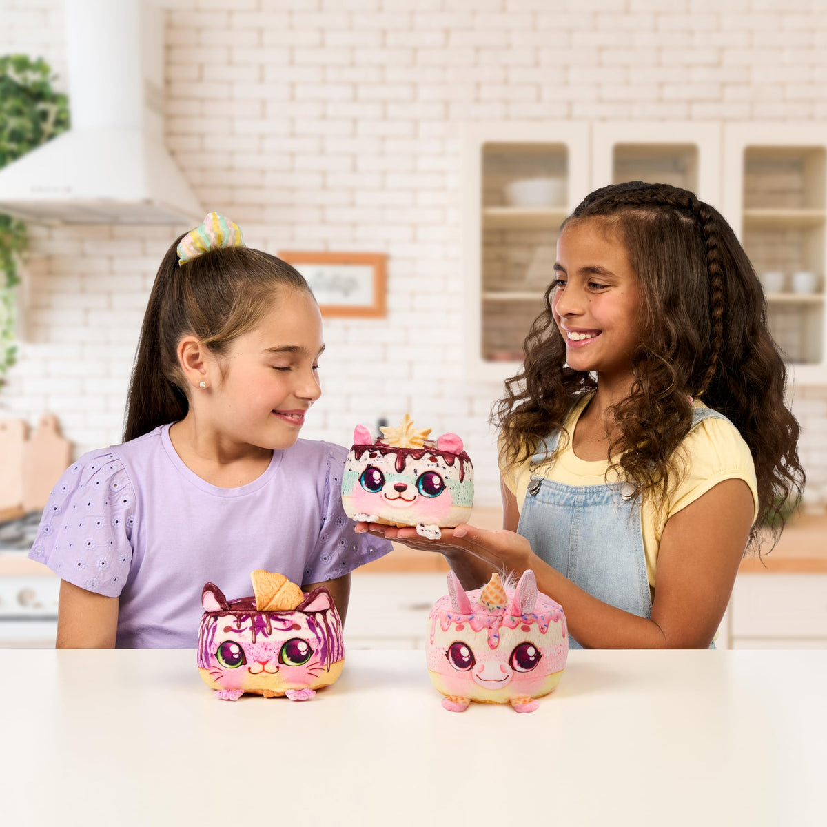 Cookeez Makery Freezy Cakez Mix Decorate Your Plush Best - Cookeez Makery Official Imagery - 6
