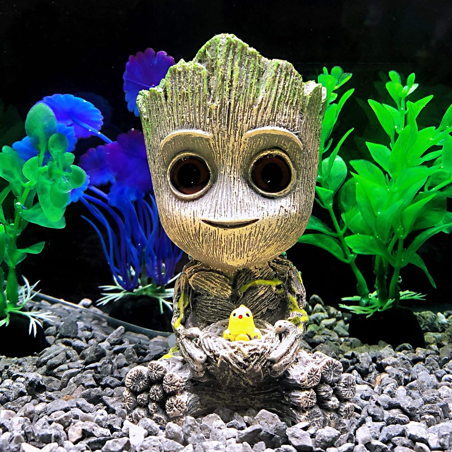 AnxunJim Aquarium Groot air bubbler decoration with fish tank air stone set, featuring Groot character for underwater bubble effects.