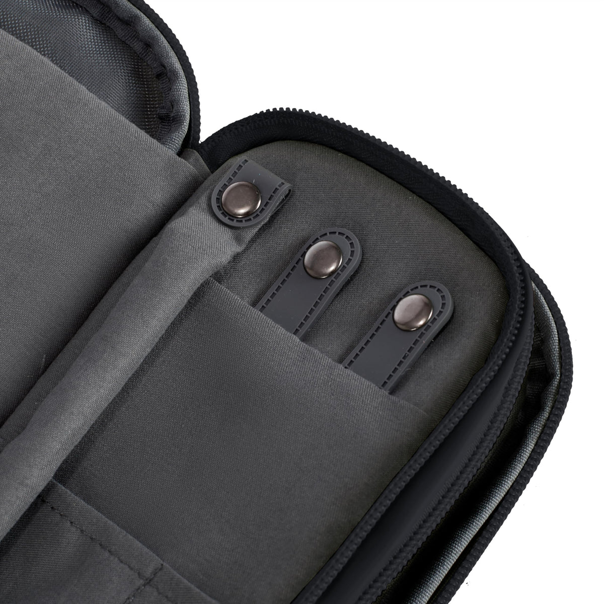 Travelon 2 in 1 Jewelry Tech Organizer - Travelon Official Imagery - 8