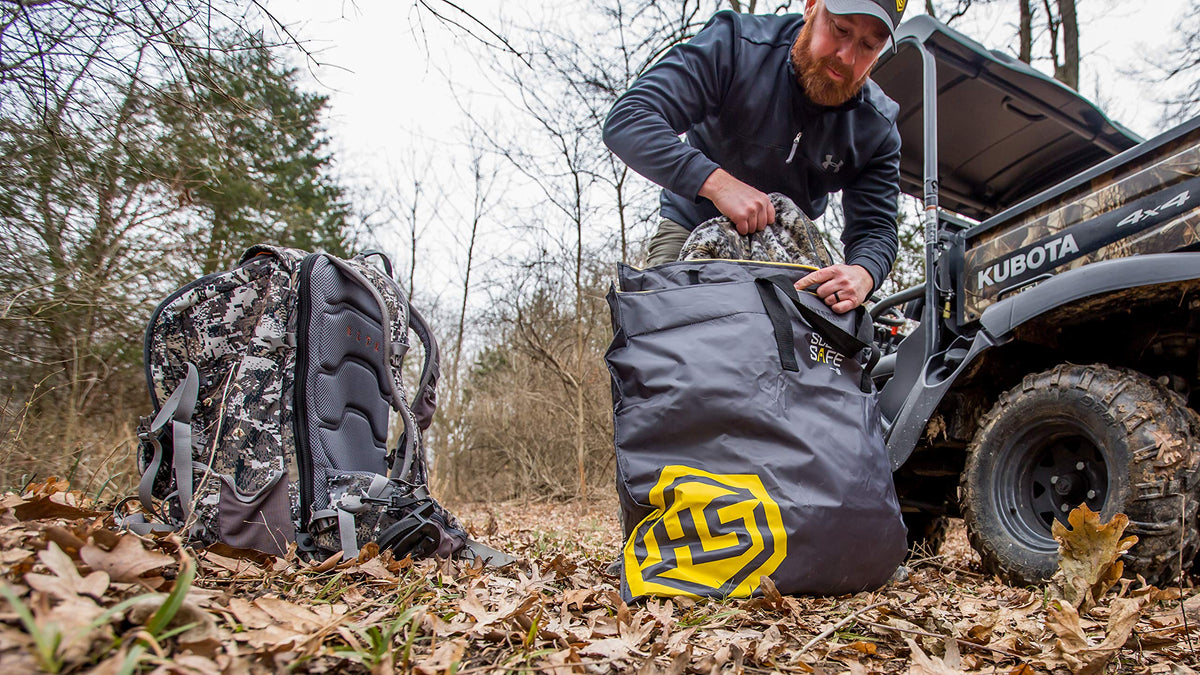 Hunters Specialties Scent A Way Scent Safe Deluxe Travel - Hunters Specialties Official Imagery - 5