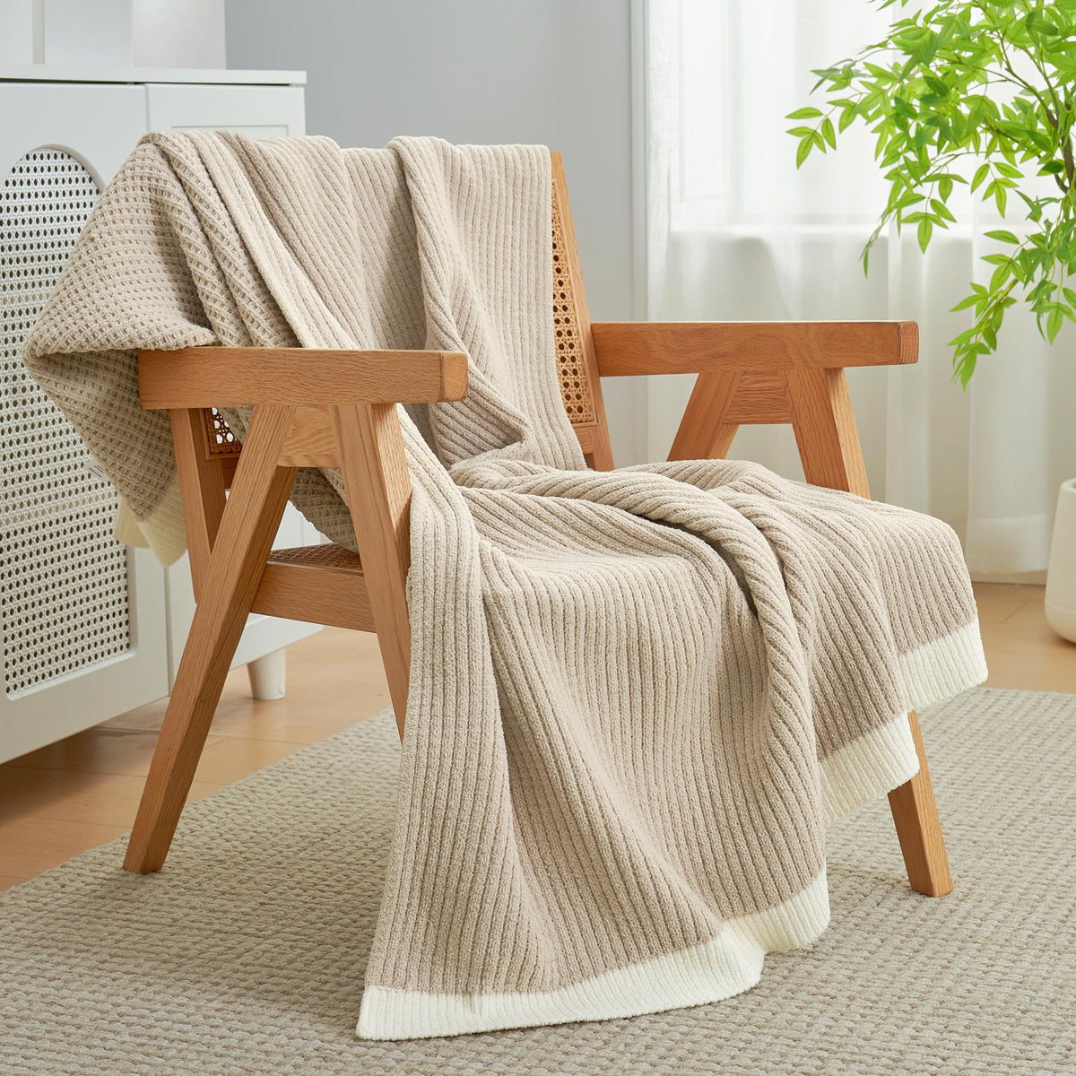 Am lie Home Chenille Throw Blanket Soft Cozy Waffle Throw - Amélie Home Official Imagery - 6