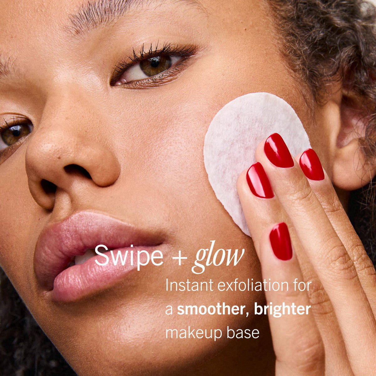 First Aid Beauty Brighten Glow Facial Radiance Pads AHA