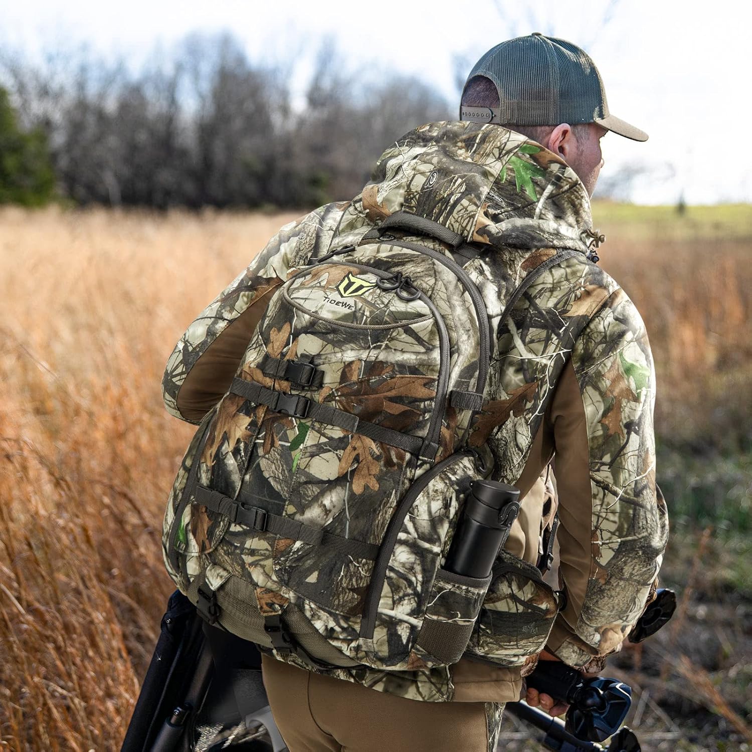 TIDEWE waterproof camo hunting backpack with rain cover, featuring multiple compartments and adjustable straps for outdoor hunting.