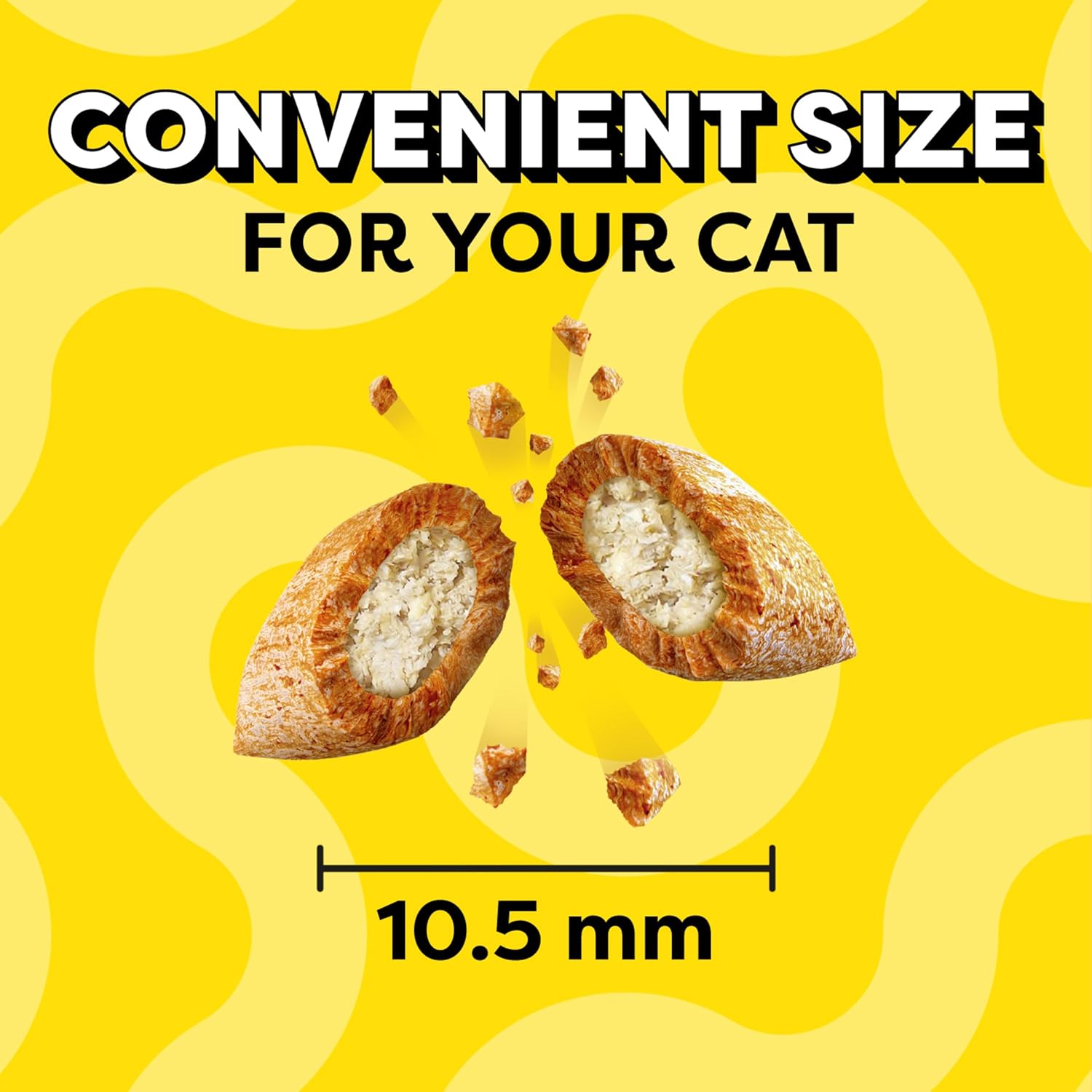 Temptations Cat Treats tub with crunchy and soft chicken-flavored treats, 30 oz. container for cats.